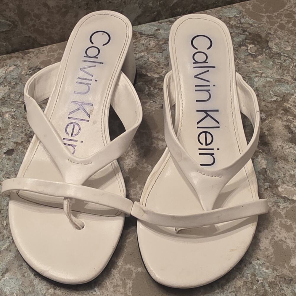 Calvin Klein Women’s White Strappy Square Toe Slip-On Mule Sandals 7.5 M